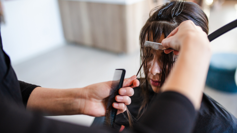 【忙しいママ向け】スタイリング不要の髪型はこれ！楽ちんでおしゃれなヘアカタログ｜【ママ目線】前髪あり・前髪なしはどっちが楽？