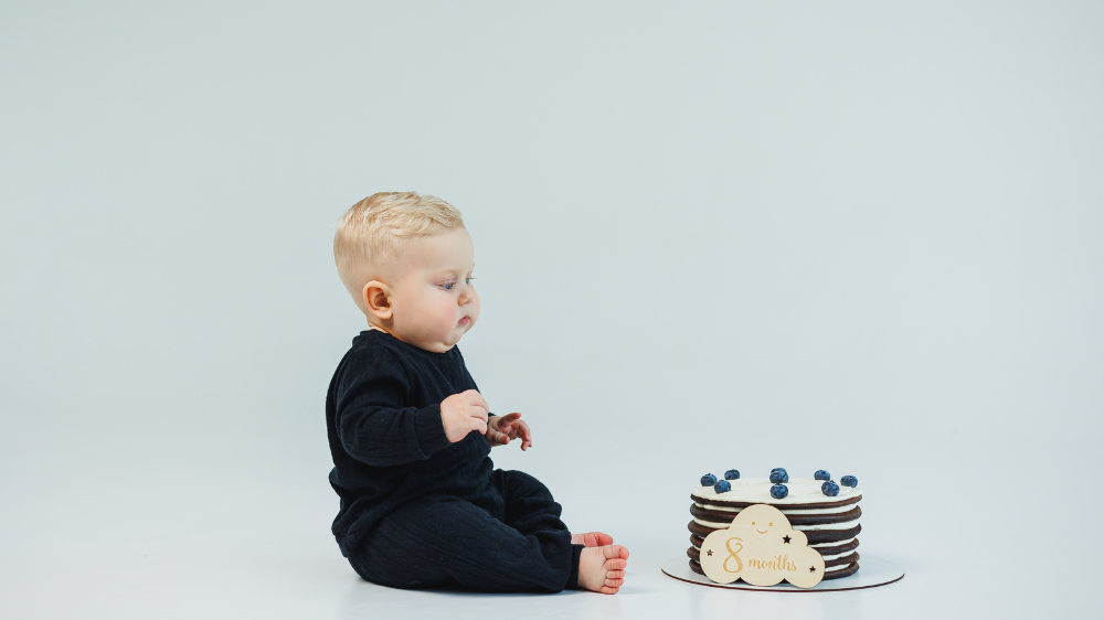 クレイケーキとは？ベビーの1歳バースデーで映える作り方と撮影アイデアを紹介｜クレイケーキで“わが家らしい”1歳の記念日をかわいく残そう