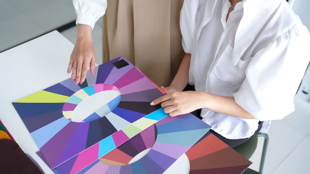 【ママ向け】パーソナルカラー診断はどこでできる？失敗しない選び方【東京】｜パーソナルカラー診断が「意味ない」と言われる理由