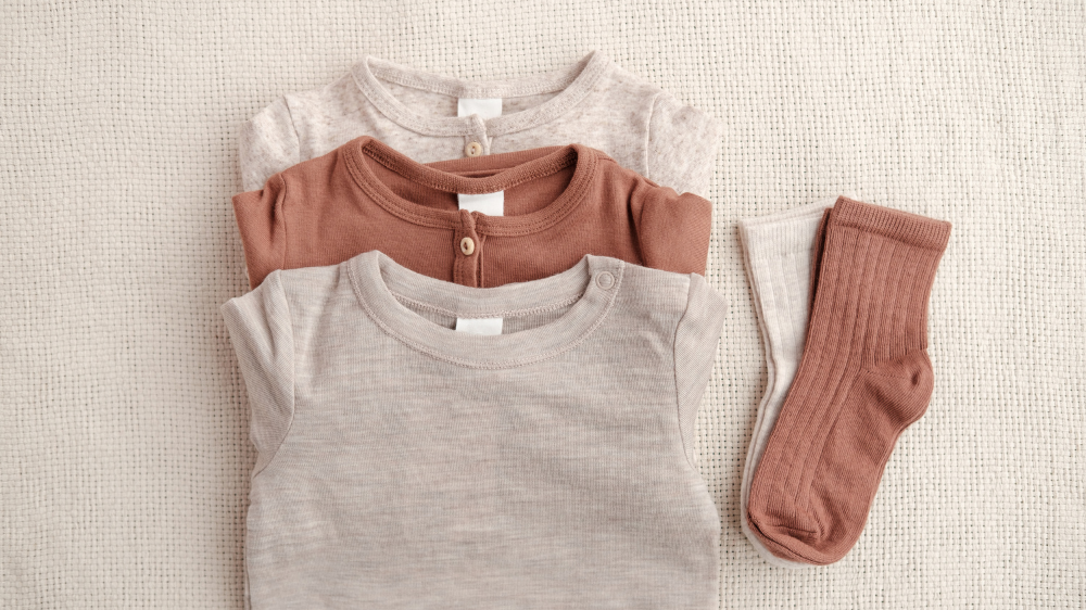 【気温別】1歳の服装の目安は？迷った時の判断基準と着せ方のコツ｜【気温別】1歳の服装の目安一覧