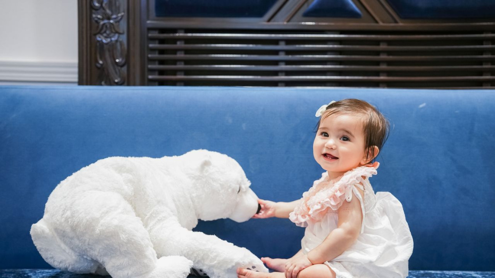 【2025最新】1歳バースデーフォト完全ガイド｜1歳バースデーフォトの相場と安く撮影するコツ