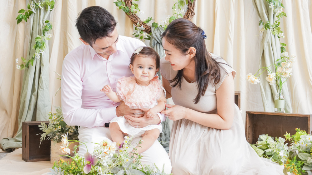 【東京版】おしゃれな1歳バースデーフォトスタジオ7選：FunFenFantカメラマン撮影会（表参道）