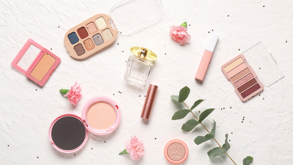 【ママ向け】パーソナルカラー診断はどこでできる？失敗しない選び方【東京】｜パーソナルカラー診断はどこでできる？ママに合う選び方