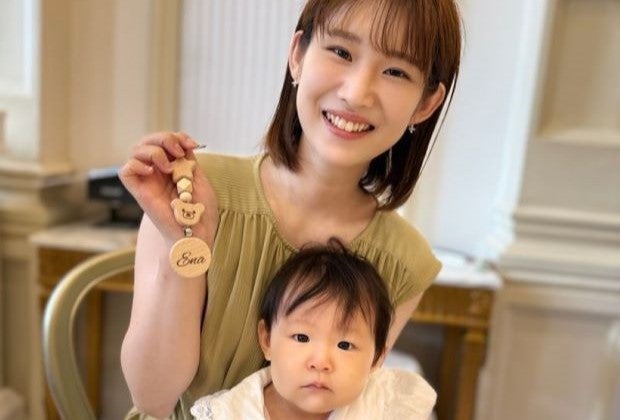 結婚式を挙げたチャペルで娘とくまさんキーホルダー作り