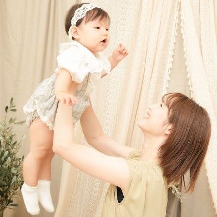 結婚式を挙げたチャペルで娘とくまさんキーホルダー作り
