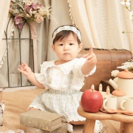 結婚式を挙げたチャペルで娘とくまさんキーホルダー作り