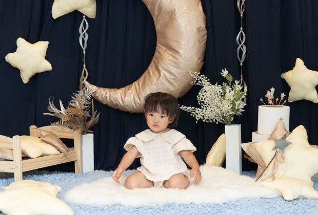 ご機嫌ななめな顔も思い出!オシャレなフォトブースで撮影