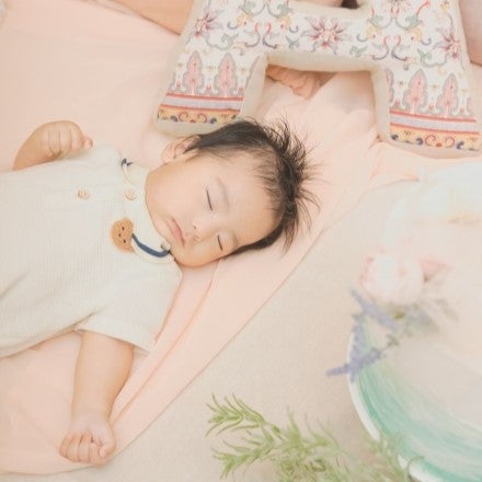 大好きな風でご機嫌に!4カ月でも楽しめるフォトブースでの撮影