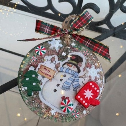 動き回る時期でも安心！カメラマンさんの誘導で楽しい撮影タイム