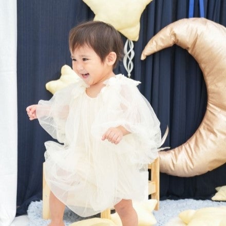 動き回る時期でも安心！カメラマンさんの誘導で楽しい撮影タイム